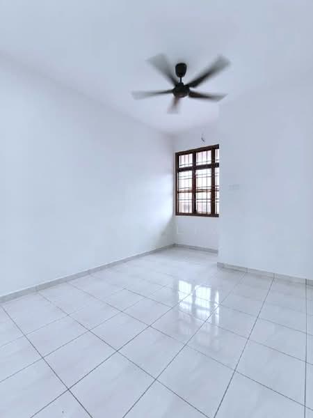 2-storey Terraced House for Sale in Taman Desa Cemerlang (Ulu Tiram) - Karl Lim - Interior - PropertyGuru.com.my