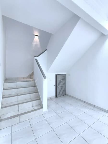 2-storey Terraced House for Sale in Taman Desa Cemerlang (Ulu Tiram) - Karl Lim - Entrance - PropertyGuru.com.my