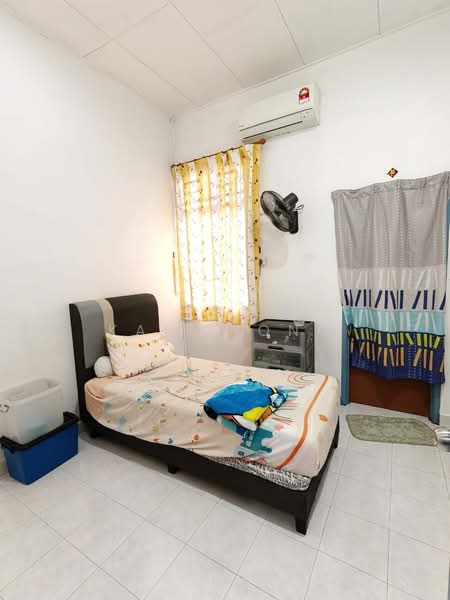 2-storey Terraced House for Sale in Kulai (Johor) - Kai Siong - Bedroom - PropertyGuru.com.my