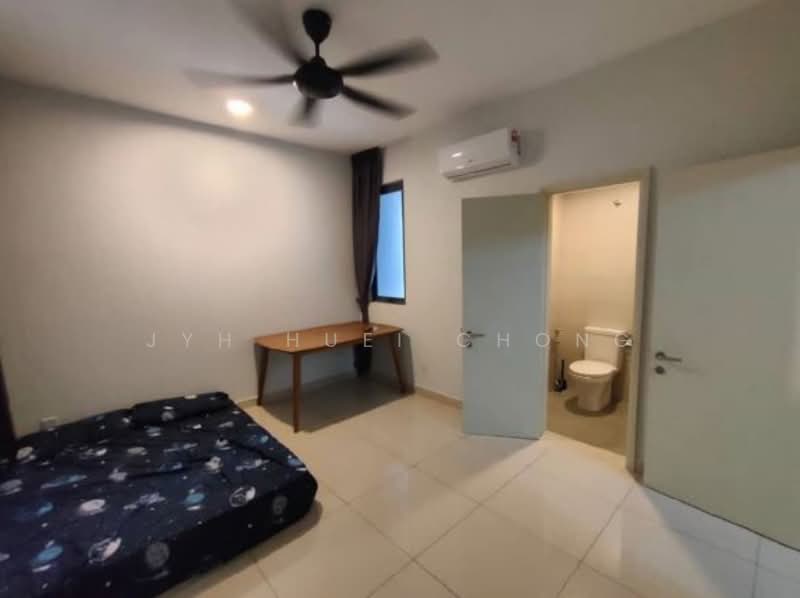 Service Residence for Sale at Sfera Residency - Jyh Huei Chong - Bedroom - PropertyGuru.com.my
