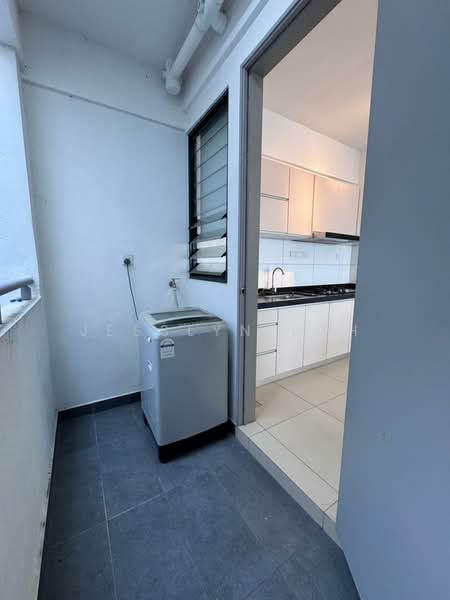 Servis Apartment untuk Disewa di Luminari - Jesslyn Loh - Kitchen - PropertyGuru.com.my