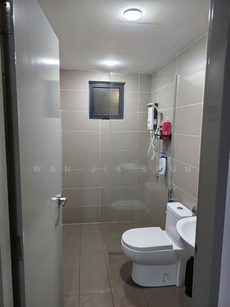 Servis Apartment untuk Disewa di M Centura - Wan Jia Shun - Bathroom - PropertyGuru.com.my