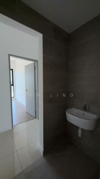 Condominium for Sale at Skyline KL - Ben Ling - Bathroom - PropertyGuru.com.my