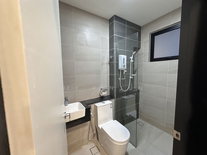 Servis Apartment untuk Disewa di 2Rio Residence @ Bandar Puteri Puchong - Lee Pinjun - Bathroom - PropertyGuru.com.my