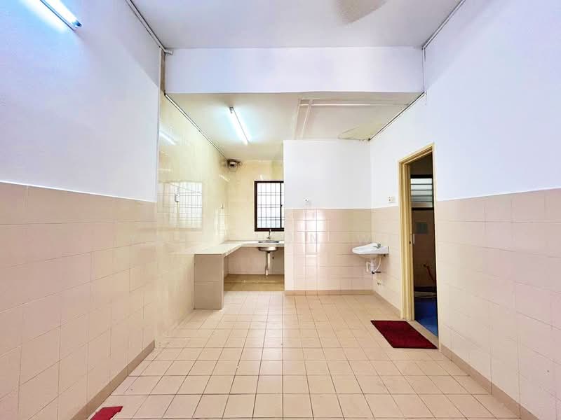 2-storey Terraced House for Sale in Bandar Mahkota Cheras (Cheras) - Yap Chun Wei - Kitchen - PropertyGuru.com.my