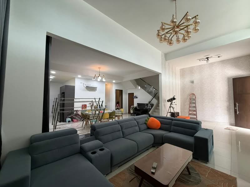 Rumah Berkembar untuk Disewa di Taman Seri Austin (Tebrau) - Thea Lai - Living Room - PropertyGuru.com.my