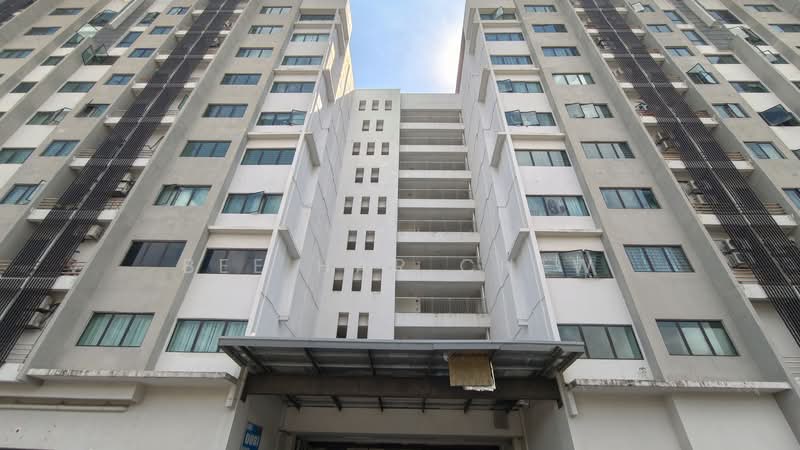 For Sale - Suria Rafflesia