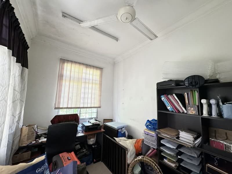 Bungalow for Sale in Tampoi (Johor) - Janice Pang - Study - PropertyGuru.com.my