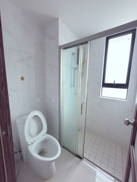 Apartment for Sale at Starview Bay @ Forest City - Niko Lew - Bathroom - PropertyGuru.com.my