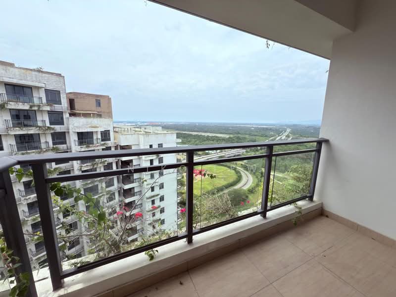 Apartment for Sale at Starview Bay @ Forest City - Niko Lew - Balcony - PropertyGuru.com.my