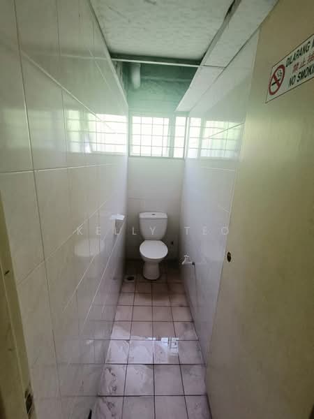 Office for Rent in Bandar Puteri (Klang) - Kelly Teo - Bathroom - PropertyGuru.com.my