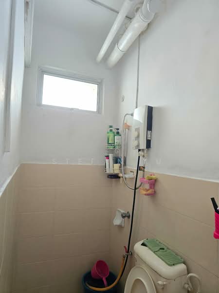 Pangsapuri untuk Dijual di Permas Sentral, Permas Jaya - Stefan Yu - Bathroom - PropertyGuru.com.my