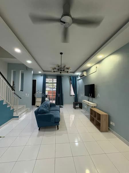 Rumah Teres 2 Tingkat untuk Disewa di Pasir Gudang (Johor) - Merry Chua - Living Room - PropertyGuru.com.my