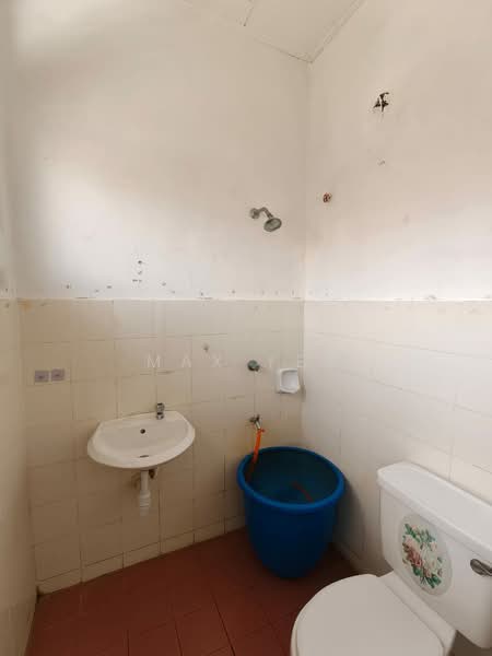 Townhouse for Sale in Bandar Putra (Kulai) - Max Yee - Bathroom - PropertyGuru.com.my