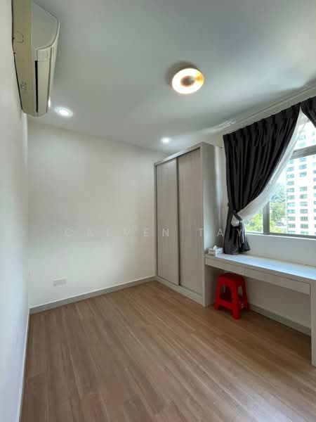 Kondominium untuk Dijual di Spring & Summer Tower, All Seasons Park - Calven Tay - Bedroom - PropertyGuru.com.my