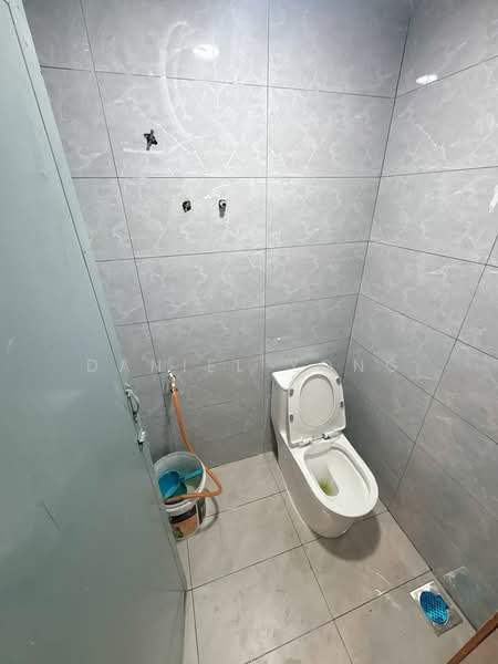 Rumah Teres 2 Tingkat untuk Dijual di Taman Tuanku Ampuan Najihah (Sungai Gadut) - Daniel Yong - Bathroom - PropertyGuru.com.my