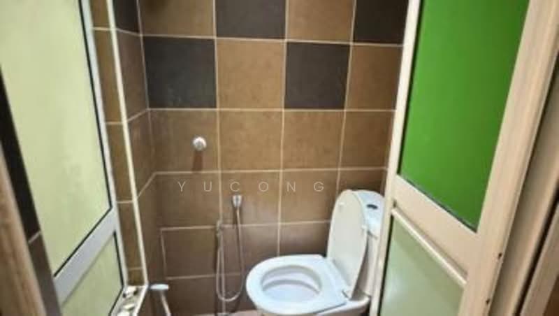 Condominium for Sale at KSL D'Esplanade Residence - Yucong . - Bathroom - PropertyGuru.com.my