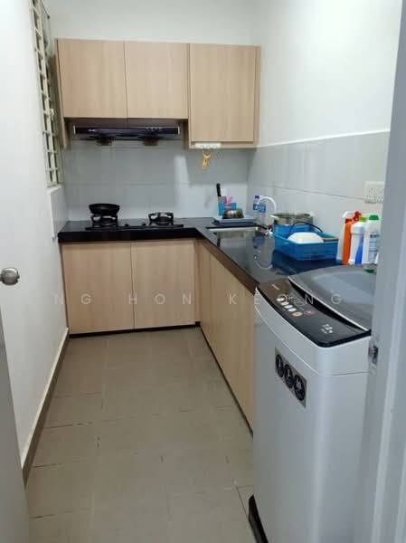 Condominium for Sale at Dwiputra Residences - Ng Hon Keong - Kitchen - PropertyGuru.com.my