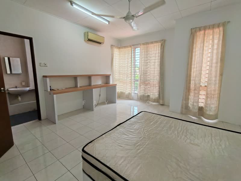 2-storey Terraced House for Rent in Setia Impian (Setia Alam) - Faye Ng - Bedroom - PropertyGuru.com.my