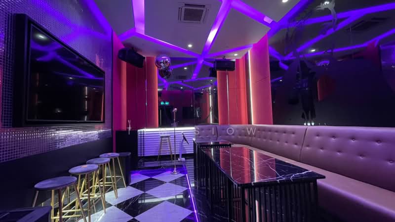 Service Residence for Rent at Star Residences Two - Tim Siow - Interior - PropertyGuru.com.my