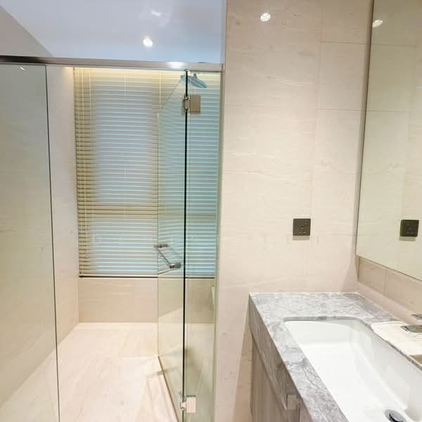 Servis Apartment untuk Disewa di Marriott Residence @ Gurney - Denise Teh - Bathroom - PropertyGuru.com.my