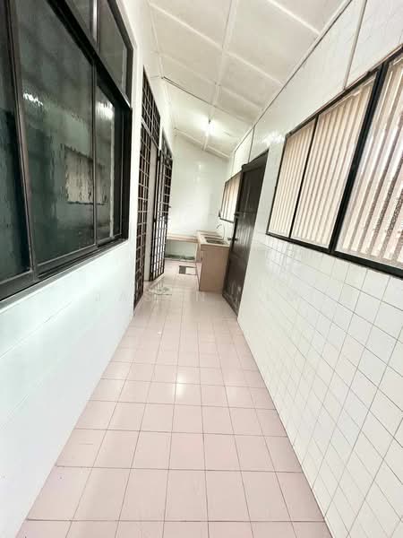 1-storey Terraced House for Sale in Taman Perling (Perling) - Jason Sim - Corridor - PropertyGuru.com.my