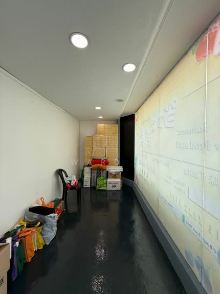 Office for Rent in Off Jalan Meru (Klang) - Howard Soh - Corridor - PropertyGuru.com.my