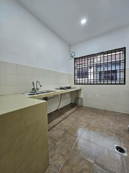 1.5-storey Terraced House for Sale in Skudai (Johor) - Kayden Beh - PropertyGuru.com.my