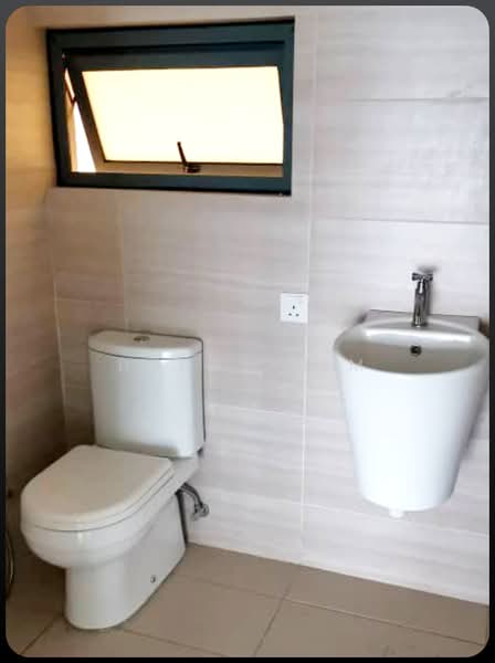 Office for Rent in Kampung Berembang (Ampang) - Henry Lim - Bathroom - PropertyGuru.com.my