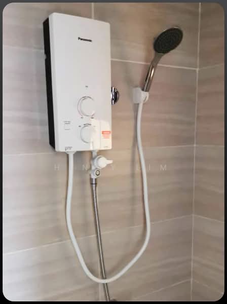 Office for Rent in Kampung Berembang (Ampang) - Henry Lim - Bathroom - PropertyGuru.com.my