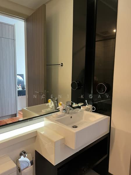 Servis Apartment untuk Dijual di Straits Residences - Vincent Koay - Bathroom - PropertyGuru.com.my