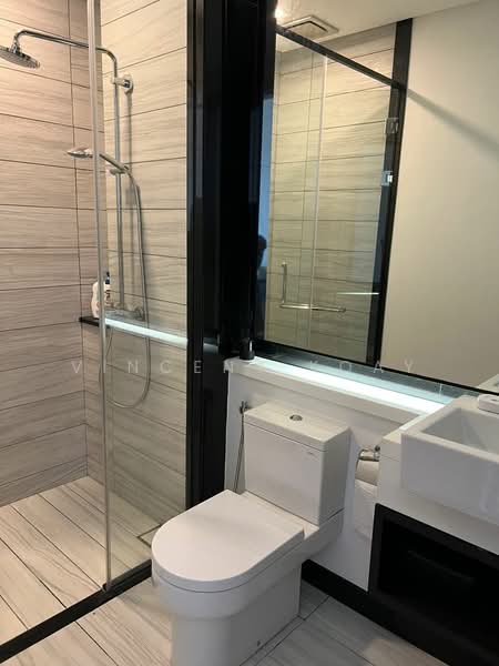 Servis Apartment untuk Dijual di Straits Residences - Vincent Koay - Bathroom - PropertyGuru.com.my