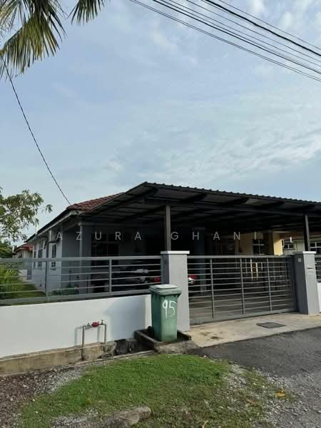 Rumah Berkembar untuk Dijual di Alor Setar (Kedah) - Azura Ghani - Exterior - PropertyGuru.com.my
