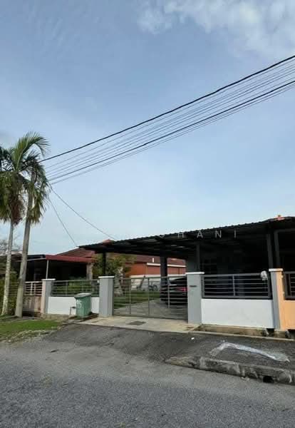 Rumah Berkembar untuk Dijual di Alor Setar (Kedah) - Azura Ghani - Exterior - PropertyGuru.com.my
