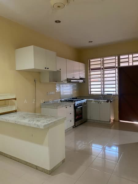 Rumah Berkembar untuk Dijual di Alor Setar (Kedah) - Azura Ghani - Kitchen - PropertyGuru.com.my