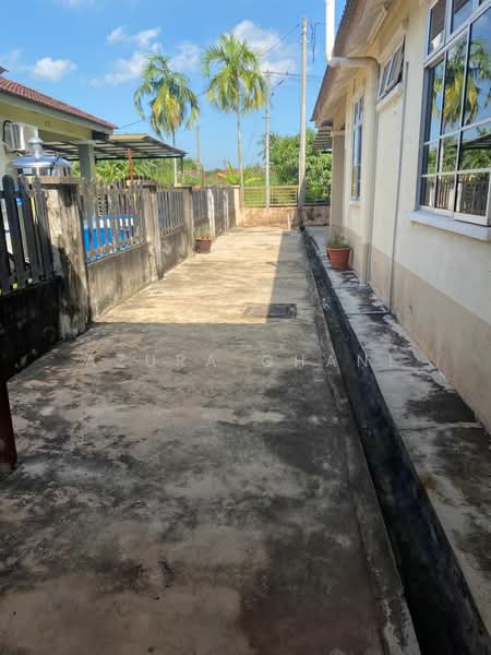 Rumah Berkembar untuk Dijual di Alor Setar (Kedah) - Azura Ghani - Exterior - PropertyGuru.com.my