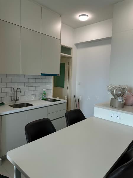 Service Residence for Sale at East Parc @ Manjalara - Oscar Tan - Kitchen - PropertyGuru.com.my