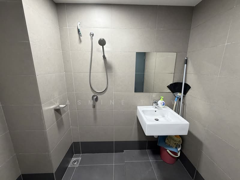 Service Residence for Sale at Atria - Jasmine Tiaw - Bathroom - PropertyGuru.com.my
