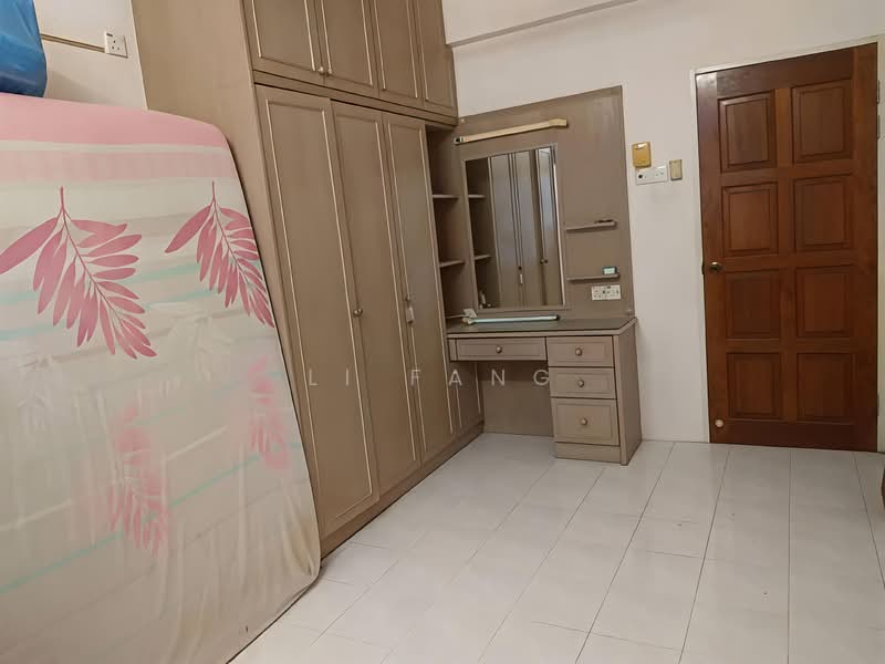 Kondominium untuk Dijual di Desa Bunga - Li Fang - Bedroom - PropertyGuru.com.my