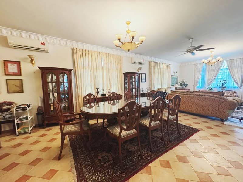 Bungalow for Rent in Johor Bahru (Johor) - Stella Chia - Dining Room - PropertyGuru.com.my