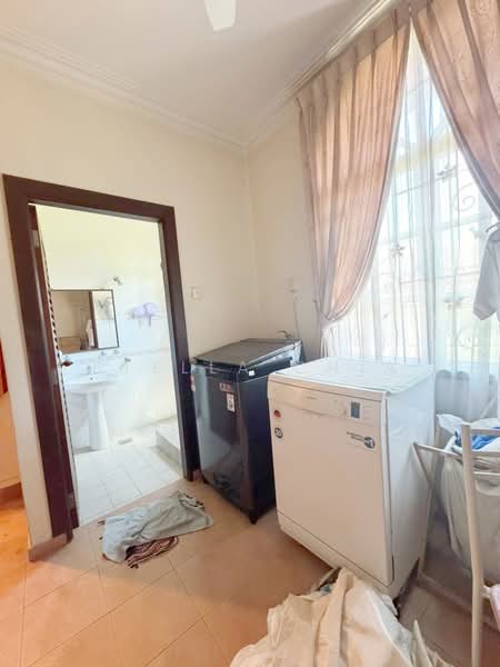 Bungalow for Rent in Johor Bahru (Johor) - Stella Chia - Bathroom - PropertyGuru.com.my