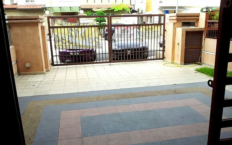 3-storey Terraced House for Sale in Laman Rimbunan (Kepong) - Eugene Yap - Exterior - PropertyGuru.com.my