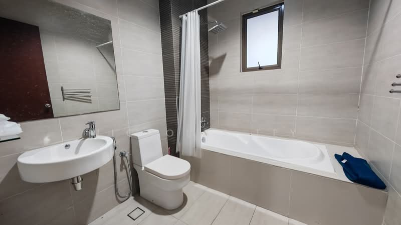 Semi-Detached House for Sale in East Ledang (Iskandar Puteri (Nusajaya)) - Nicholas Tey - Bathroom - PropertyGuru.com.my