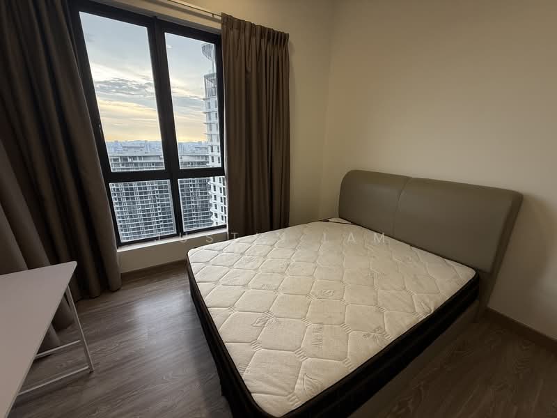 Servis Apartment untuk Dijual di South View - Justin Lam - Bedroom - PropertyGuru.com.my