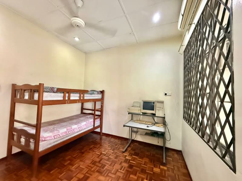 Rumah Teres 2 Tingkat untuk Dijual di Taman Ungku Tun Aminah (Skudai) - Phoebe Foo - Bedroom - PropertyGuru.com.my
