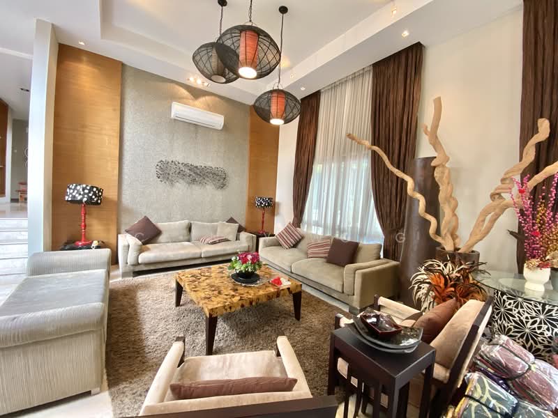 Bungalow House untuk Dijual di Damansara Idaman (Ara Damansara) - Caindy Wong - Living Room - PropertyGuru.com.my