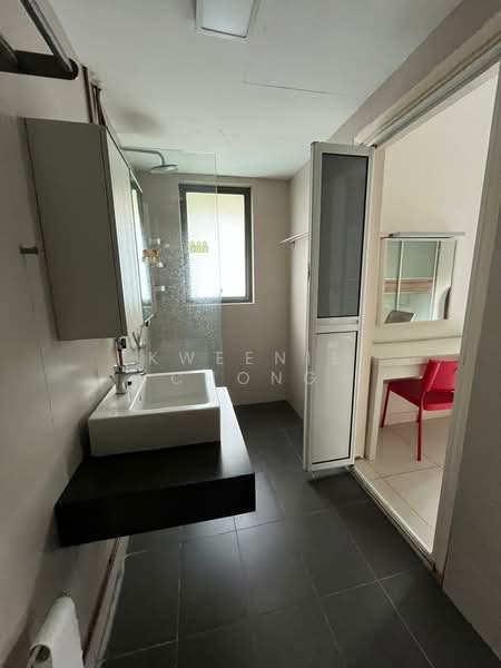 Condominium for Sale at Altitude 236 - Kweenie Chong - Bathroom - PropertyGuru.com.my