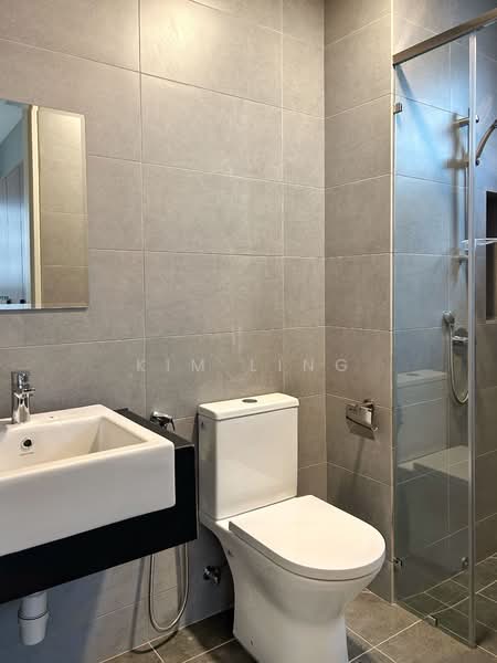 Service Residence for Rent at Sunway Avila Residences - Kim Ling - Master Bathroom - PropertyGuru.com.my