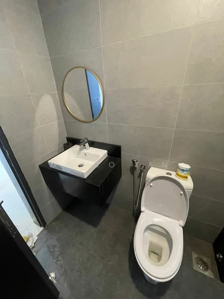 Servis Apartment untuk Disewa di Sunway Velocity TWO - Marco Tan - Bathroom - PropertyGuru.com.my
