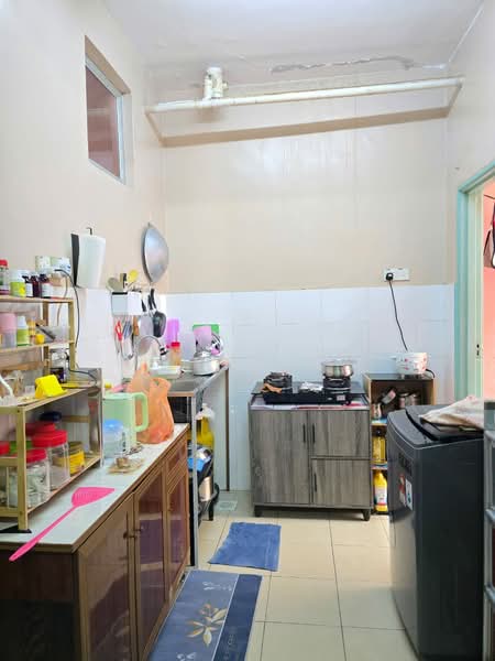 Rumah Flat untuk Dijual di Permas Sentral - Wayne Ng - Kitchen - PropertyGuru.com.my